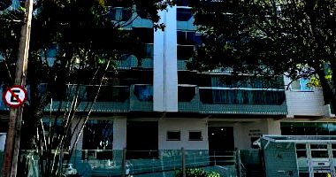 Apartamento térreo com 87,7m² privativos, 1 banheiro, 1 quarto