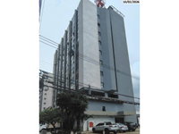 Sala Comercial com 1 Banheiro no Ed. Centro Empresarial da Praia