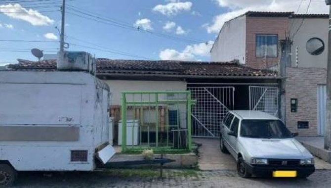 Casa padrão 3 quartos 2 banheiros 1 vaga, 129 m² construída, ocupada