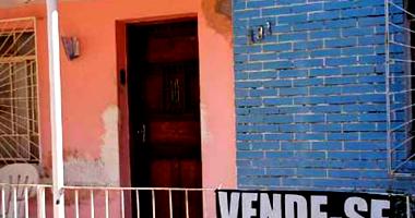 Casa de 190m² com 3 quartos e 2 banheiros, desocupada