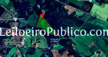 Terreno de 3,906 ha em Rebouças (PR)