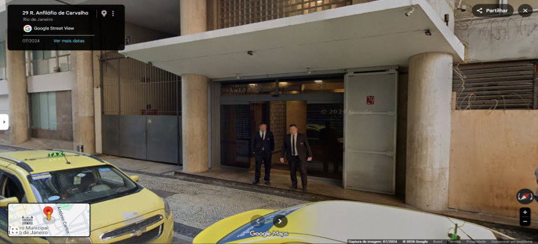 Salas comerciais com 2 banheiros, 16m²