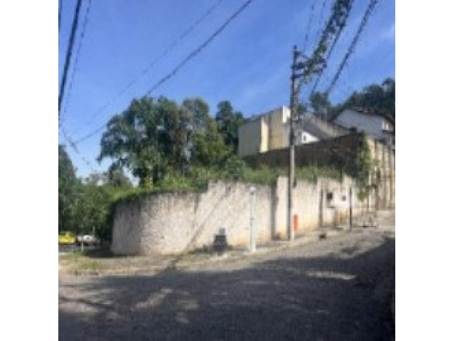 Terreno com 1750m² em Rio de Janeiro/RJ