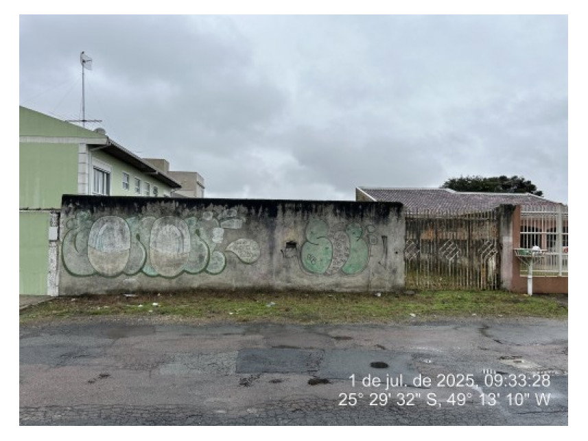 Terreno de 480m² em Curitiba