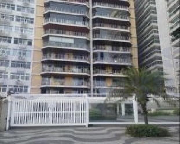 Apartamento com 1 quarto, 1 banheiro e 1 vaga, 149m² privativos