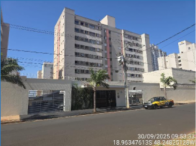 Apartamento com 2 quartos e 1 vaga em Uberlândia/MG