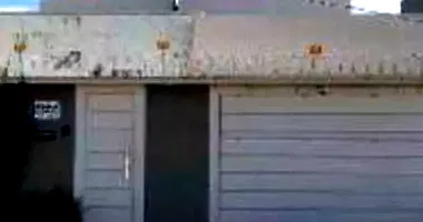 Casa padrão com 1 quarto, 1 banheiro, 1 vaga, 183m² construída, ocupada