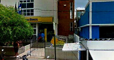 Prédio Comercial com 560m² e Estacionamento, Locado ao Banco do Brasil