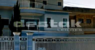 Casa de alto padrão com 4 suítes e piscina em São Bernardo do Campo