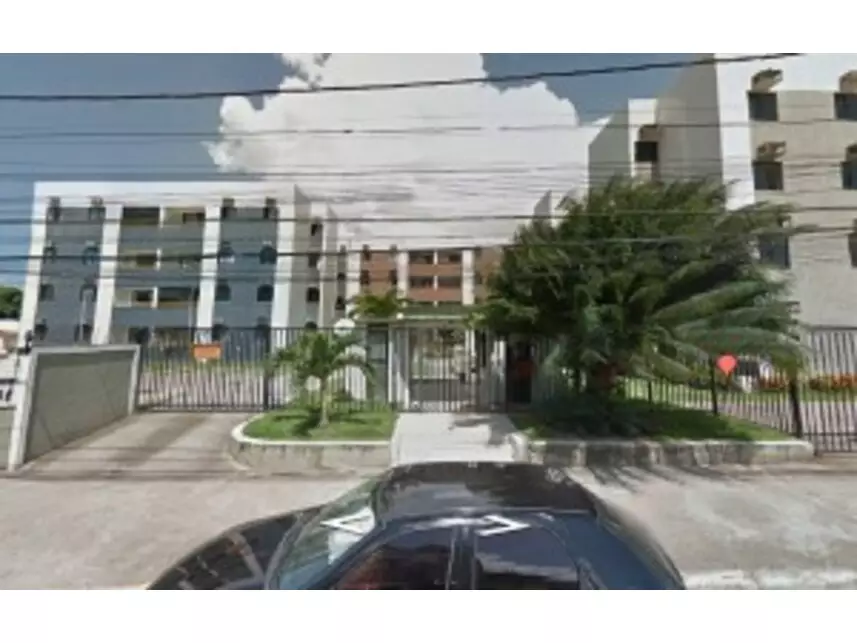 Apartamento em Leilão com 2 Quartos e 1 Vaga em Várzea, Recife