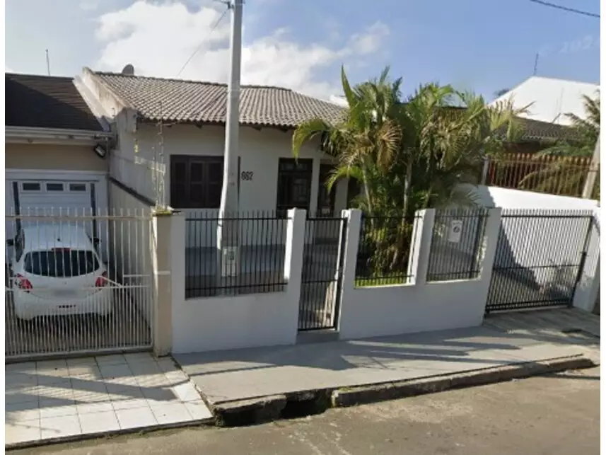 Casa em leilão com 126m² construída em Cachoeirinha/RS