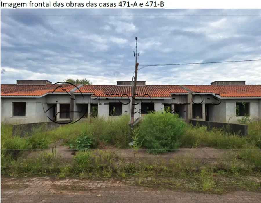 Casa em construção com 43,48 m² em terreno de 341 m²