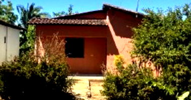 Casa residencial com 1 quarto, 1 banheiro, ocupada, área construída de 61.87m²