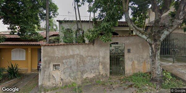 Casa aconchegante com 2 quartos, 1 banheiro e 90.50 m² construída, ocupada