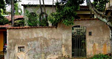 Casa aconchegante com 2 quartos, 1 banheiro e 90.50 m² construída, ocupada