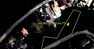 Terreno urbano desocupado com 2606m² em Cascatinha, Curitiba