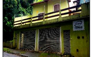 Casa com 150m² construída, 250m² terreno, 0 vagas, 0 banheiros, 0 quartos