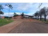 Casa ocupada em condomínio com 330,16 m² construídos