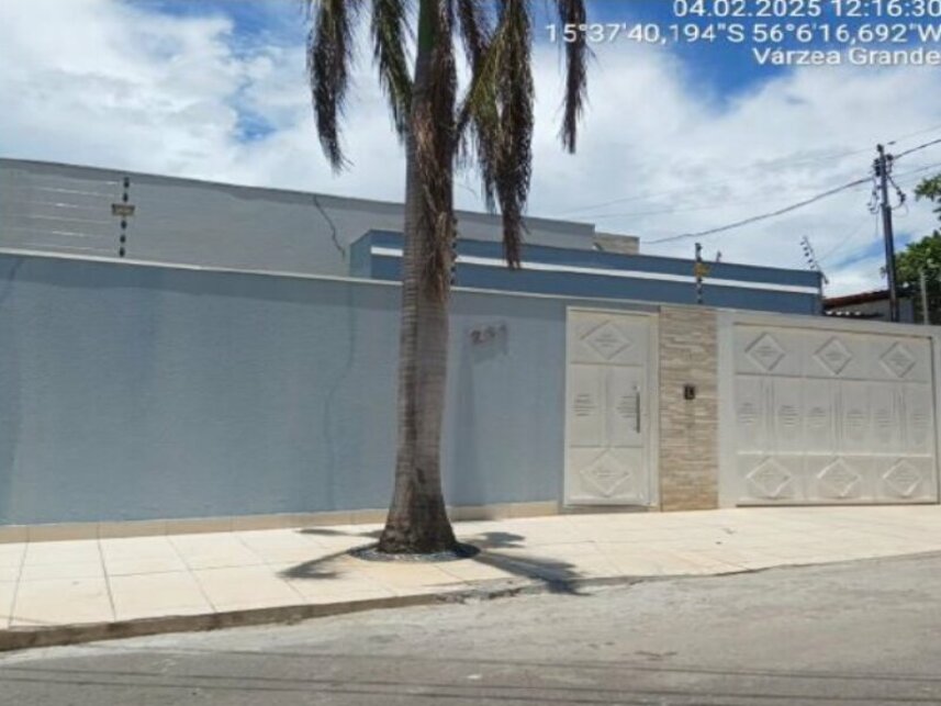 Casa com 1 quarto e 1 banheiro, 41,92m² construídos, ocupada