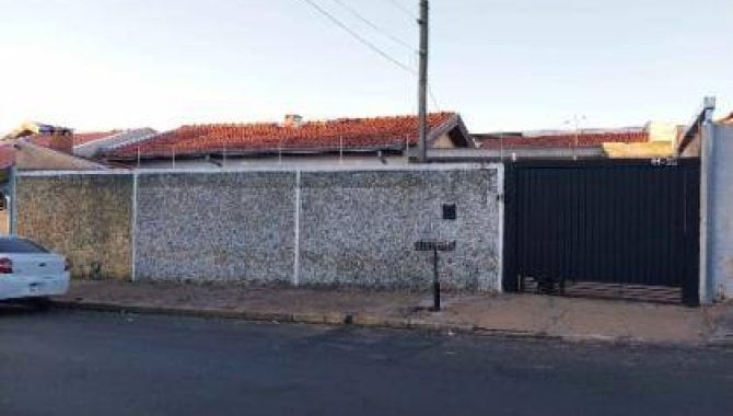 Casa em Bauru com 2 quartos e 139m²