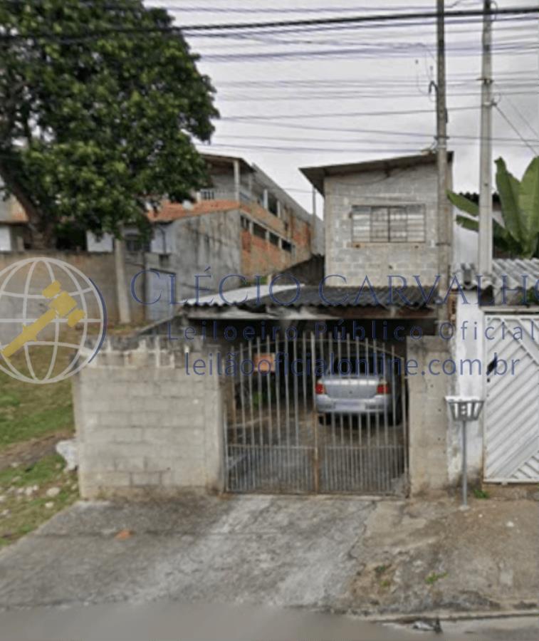 Casa com terreno de 250m² em São José dos Campos