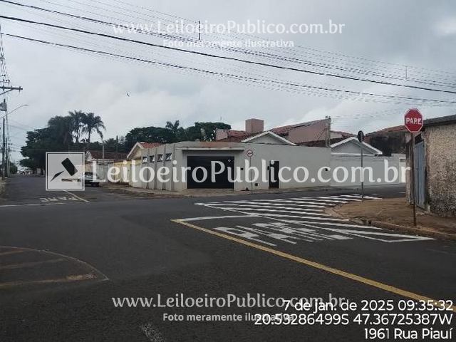 Casa aconchegante com 68,6m² e terreno de 150m²