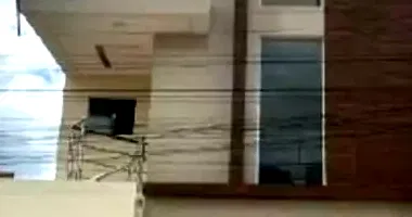 Casa com 202m² construída e terreno de 98m², imóvel ocupado