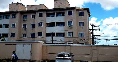 Apartamento 2 quartos com varanda e área de serviço, 46,5m²