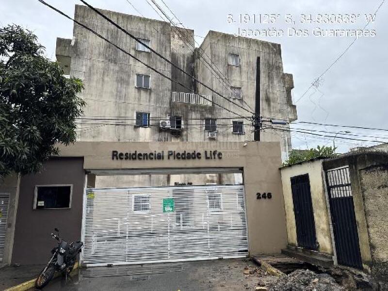 Apartamento com 3 quartos, 2 banheiros e 63.4m² privativos