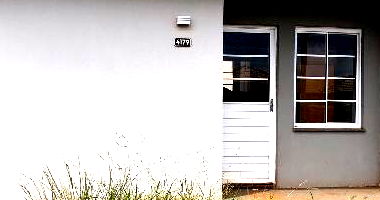 Casa 2 quartos, 1 banheiro, 43,85m² área construída, desocupada