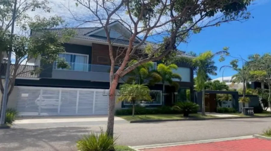 Casa de Alto Padrão em Condomínio Fechado - Barra da Tijuca