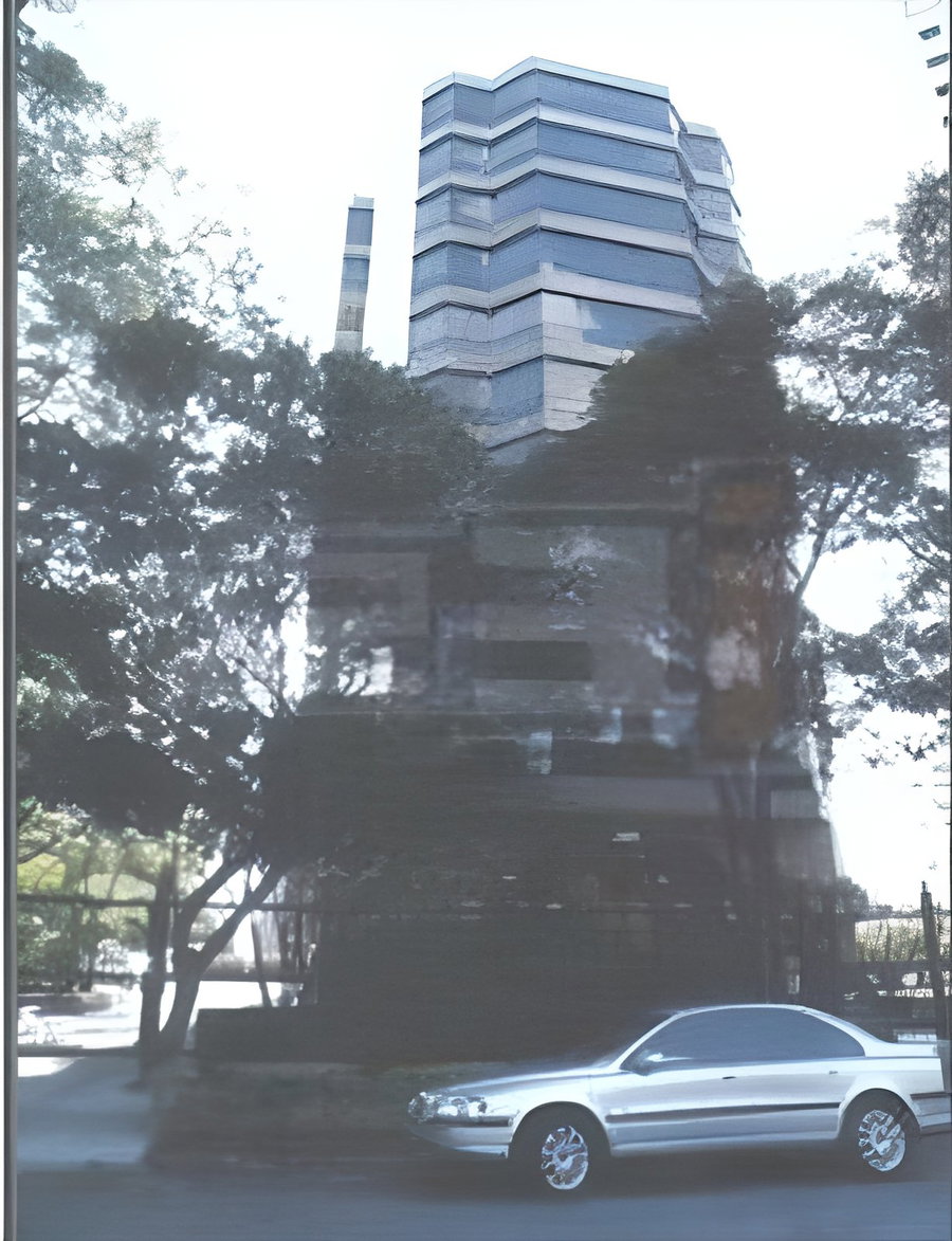 Apartamento de 487 m² com ampla área construída