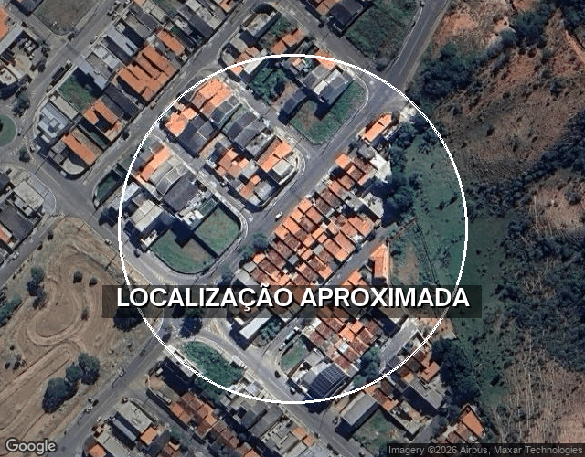 Casa com 2 dormitórios e edícula em São José dos Campos