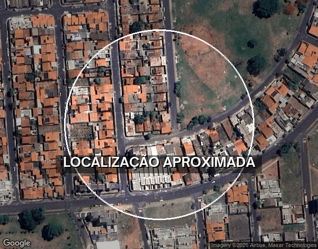 Terreno com Construção Residencial Reformada em Uberlândia