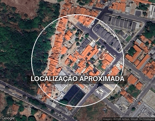Terreno com Casa Residencial em Fortaleza
