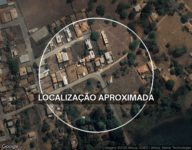 Sítio com 11 hectares e casa em péssimo estado