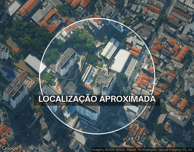 Apartamento com 3 Vagas em Edifício Florae Aclimação