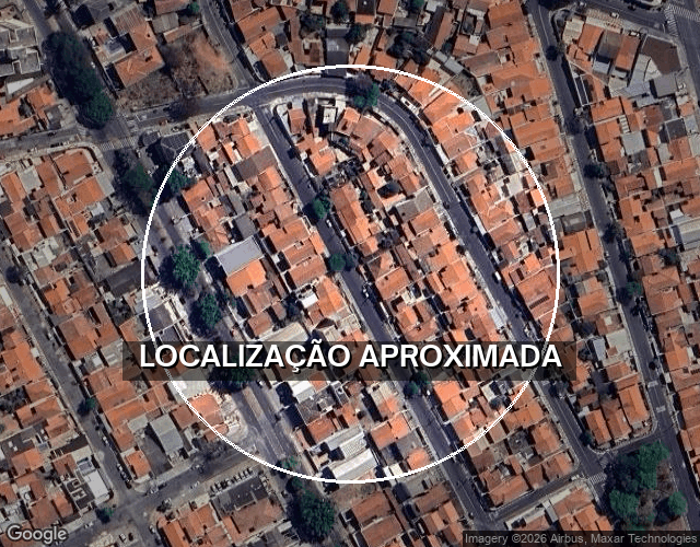 Casa com 4 suítes em Condomínio Fechado