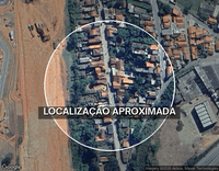 Terreno com Edificação Residencial em Piracaia-SP