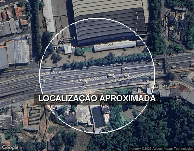 Terreno com Construção em Cotia - 10.000 m²