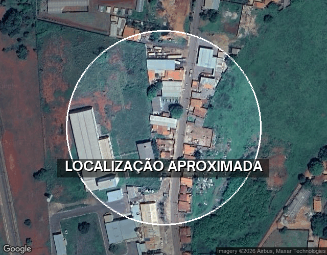Casa com 3 Quartos em Monte Carmelo/MG - Terreno Amplo