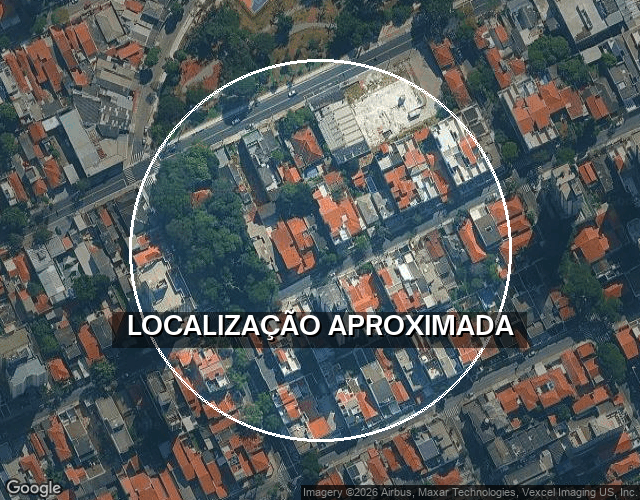 Casa desocupada com 395m² de área construída em Santo André