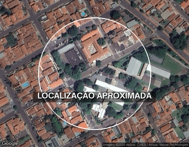 Casa com 2 quartos, 1 banheiro e 1 vaga de garagem