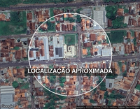 Casa com 3 suítes, 1 vaga de garagem, 292.73m² construídos, ocupada