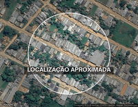 Casa com 6 divisões em lote urbano de 450m²