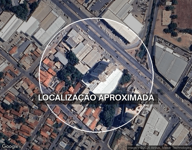 Sala comercial com 108,28m², banheiro e copa, desocupada