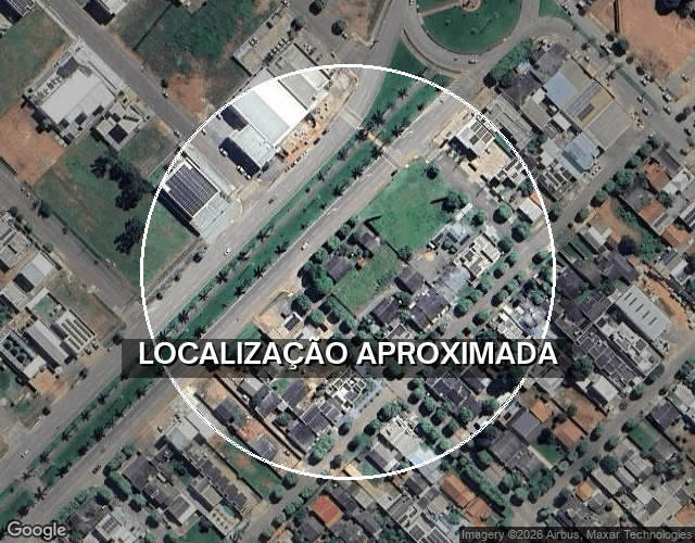 Casa com 2 quartos, 2 banheiros, piscina e churrasqueira