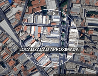 Sala comercial com 60,31m², 1 banheiro e mezanino, ocupada