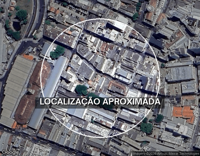 Prédio comercial com 372,86 m² de área total