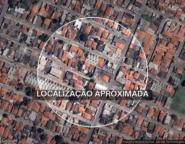 Casa com 69m², 2 quartos, 1 banheiro, terreno de 231m², desocupada